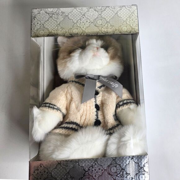 Taylor Swift Folklore Album Cardigan Plush Cat - NEW IN HAND - Picture 3 of 7